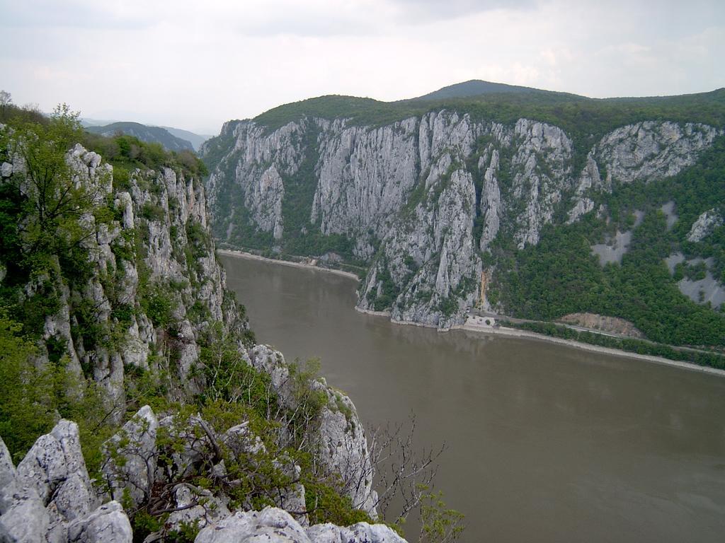 מלון Ieşelniţa Mai Danube מראה חיצוני תמונה